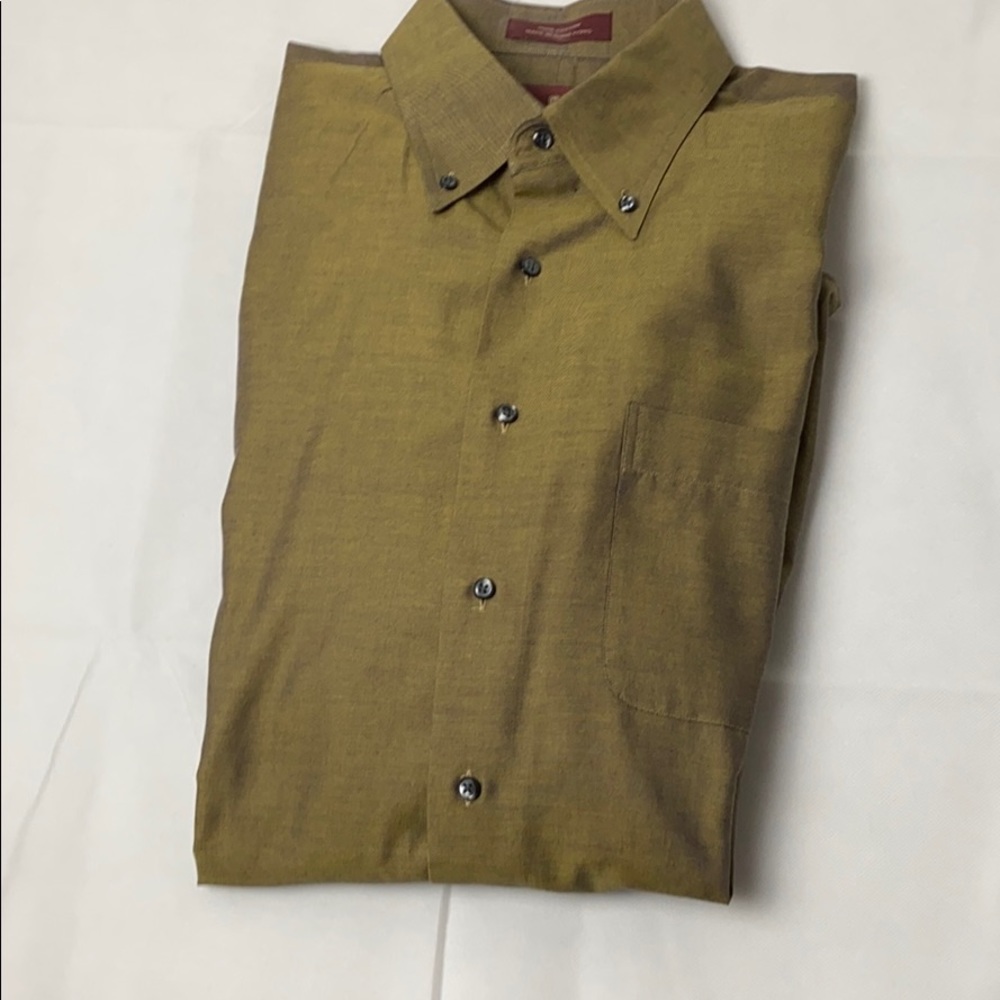 Men’s dress shirt.